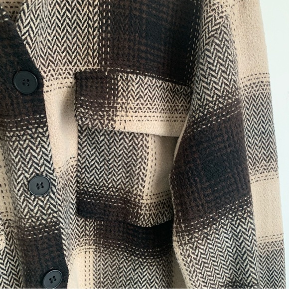 Shein Beige Brown Plaid Shacket - Picture 4 of 8